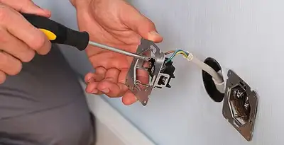 outlet repair services with professional electrical outlet wiring adjustment in Memphis, TN