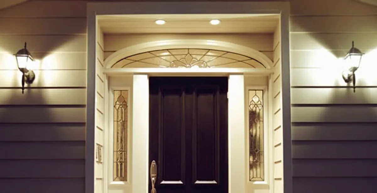 security light installation services with professionally installed entryway lighting in Memphis, TN